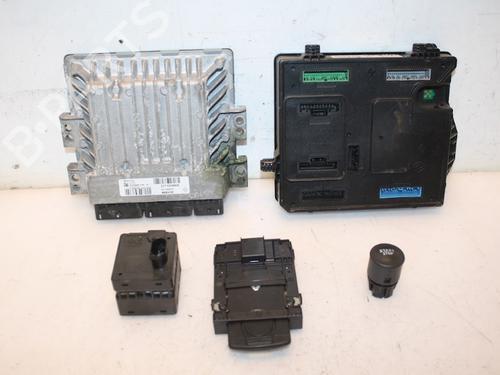 Used Engine control unit (ECU) RENAULT MEGANE III Grandtour (KZ0/1) 1.5 dCi (KZ09, KZ0D, KZ1G, KZ29, KZ14, KZ1W, KZ10, KZ1F,... (110 hp) 15333112