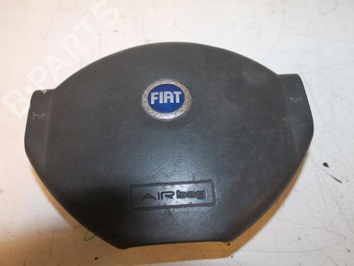 Used Driver airbag FIAT PANDA (169_) 1.2 (169.AXB11, 169.AXB1A) (60 hp) 15307881