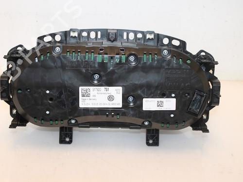 Display VW GOLF SPORTSVAN VII (AM1, AN1) 2.0 TDI (150 hp) 15318865