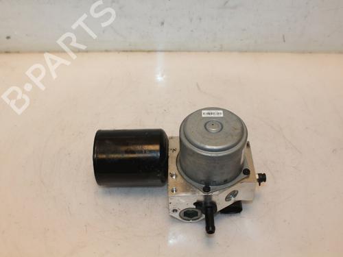 Used ABS pump KIA NIRO I (DE) 1.6 GDI Plug-in Hybrid (141 hp) 15328729