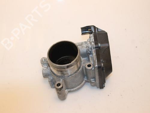Used Throttle body Throttle body 15318152 15318152