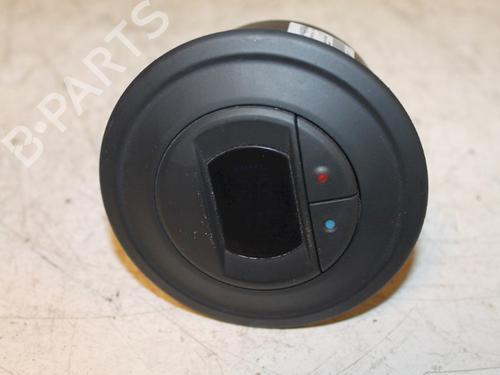 Used Climate control Climate control 15308264 15308264