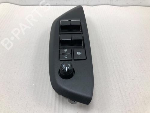 Interruttore Interruttore TOYOTA YARIS (_P21_, _PA1_, _PH1_) 1.5 Hybrid (MXPH10, MXPH11) (116 hp) 37211912 37211912