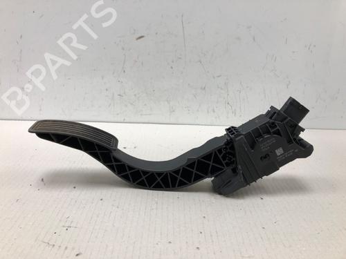 Pedal TESLA MODEL Y (5YJY) EV Rear-Wheel Drive | BP37210537I4 - Image 2
