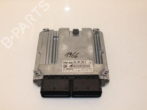Used Engine control unit (ECU) VW TOURAN (5T1) 1.6 TDI (115 hp) 15319020