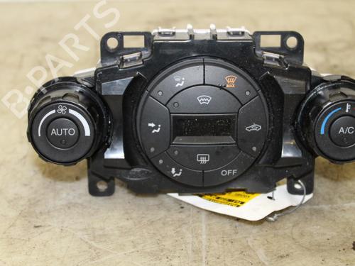 Used Climate control FORD FIESTA VI (CB1, CCN) 1.25 (82 hp) 15297282