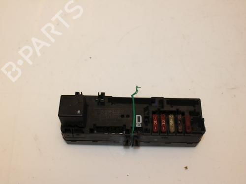 Used Fuse box Fuse box 15322635 15322635