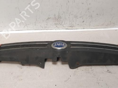 Grill FIAT PANDA (169_) 1.2 (169.AXB11, 169.AXB1A) | BP15298833C40 