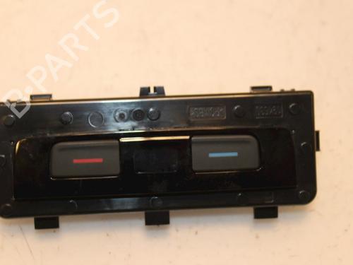 Used Climate control Climate control 15327839 15327839