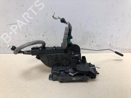 Serrure avant gauche MERCEDES-BENZ VITO Van (W447) 119 CDI / BlueTEC (447.601, 447.603, 447.605) (190 hp) 24368070