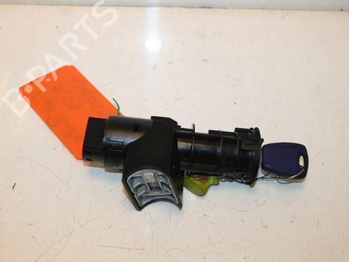 Used Ignition barrel FIAT PUNTO (188_) 1.2 60 (188.030, .050, .130, .150, .230, .250) (60 hp) 15315409