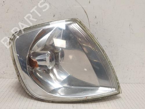 Used Right front indicator Right front indicator 15532672 15532672