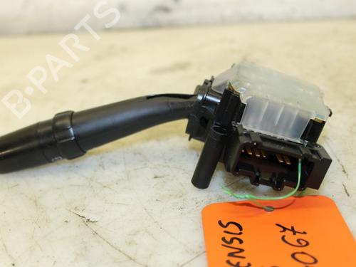 Used Steering column stalk TOYOTA AVENSIS (_T25_) 2.0 D-4D (CDT250_, CDT250R) (116 hp) 15302951