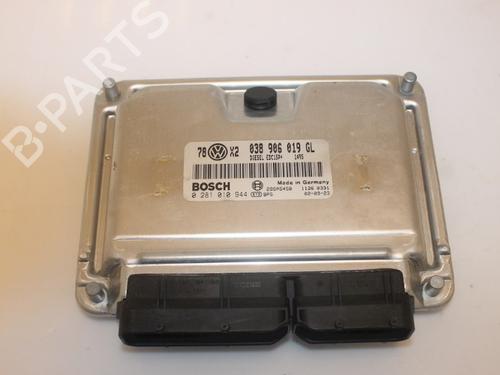 Used Engine control unit (ECU) VW PASSAT B5.5 (3B3) 1.9 TDI (101 hp) 15796423