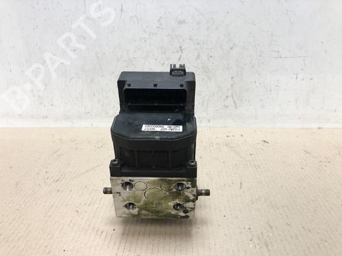 Used ABS pump SUBARU LEGACY III Estate (BH) 2.0 AWD (BH5) (125 hp) 15533959