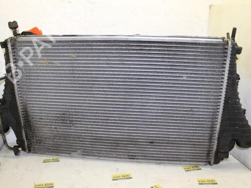 Used Radiator fan Radiator fan 15305358 15305358