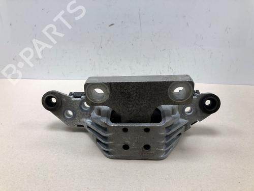 Used Engine mount Engine mount 37206750 37206750