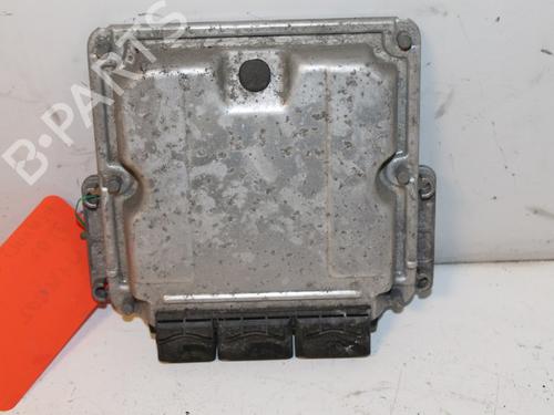 Used Engine control unit (ECU) Engine control unit (ECU) 15306330 15306330