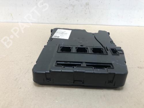 Used Fuse box Fuse box 16075506 16075506