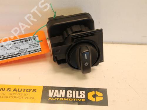 Used Headlight switch MERCEDES-BENZ B-CLASS Sports Tourer (W245) B 170 (245.232) (116 hp) 15310847