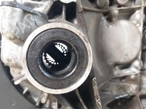 Gearbox PEUGEOT 2008 I (CU_) 1.2 THP 110 / PureTech 110 | BP15843232M3 
