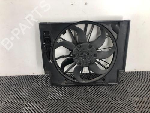 Used Radiator fan Radiator fan 15536835 15536835