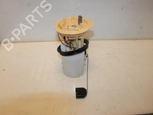 Used Fuel pump VW TOURAN (5T1) 2.0 TDI (110 hp) 15315788