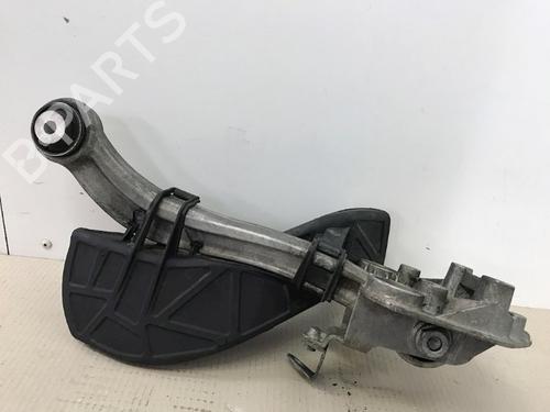 right-rear-suspension-arm-porsche-911-convertible-991-38-carrera-4s-99133114402-2012-2013-2014-2015-2016-2017-2018-2019-2020-15339524 main image