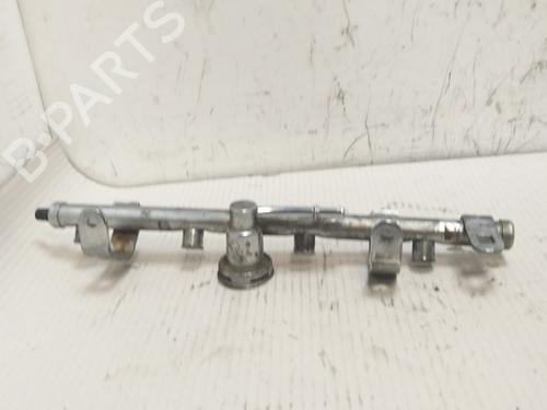 Used Injection rail Injection rail 15531881 15531881