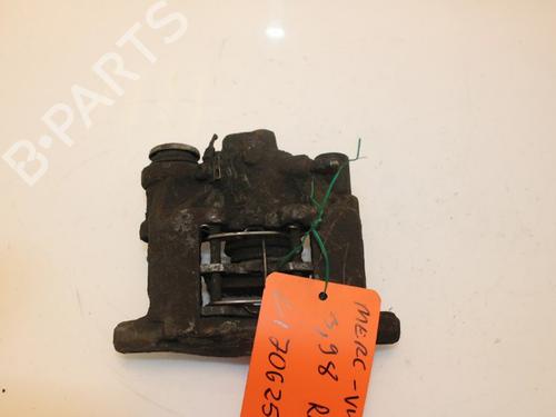 Used Right rear brake caliper MERCEDES-BENZ VITO Van (W638) 110 D 2.3 (638.074, 638.078) (98 hp) 15322324