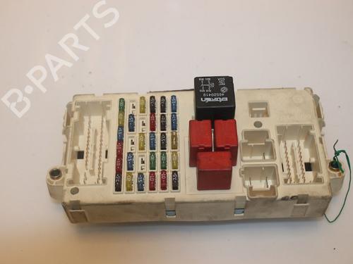 Used Fuse box FIAT STILO (192_) 2.4 20V (192_XD1A, 192AXD12) (170 hp) 15317000