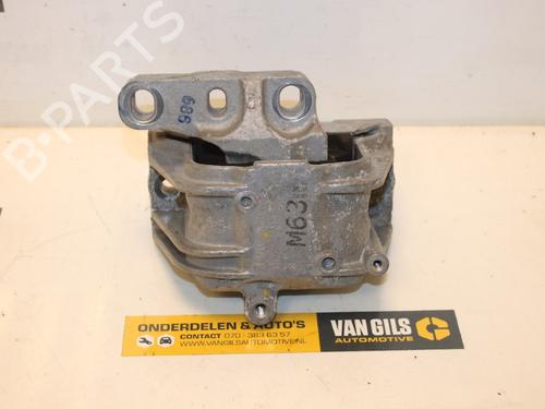 Used Engine mount Engine mount 16398429 16398429