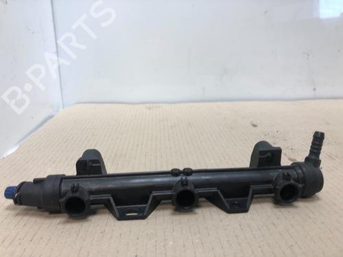 Used Injection rail Injection rail 15534901 15534901