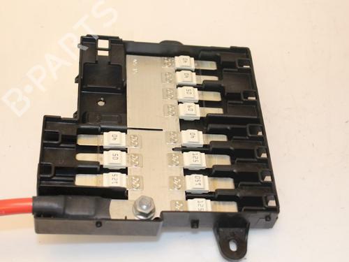Used Fuse box Fuse box 15319296 15319296