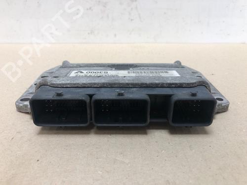 Used Engine control unit (ECU) Engine control unit (ECU) 15536068 15536068