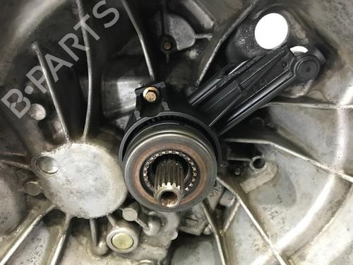 Used Gearbox FORD FIESTA V (JH_, JD_) 1.4 16V (80 hp) 15340287