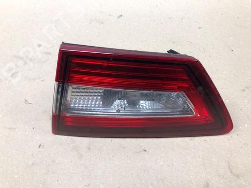 right-taillight-renault-clio-iv-bh_-2012-2013-2014-2015-2016-2017-2018-2019-2020-2021-37208699 main image