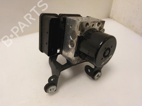 Used ABS pump VOLVO V70 III (135) D3 (150 hp) 15337851