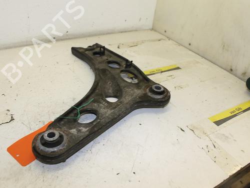 Used Left front suspension arm OPEL VIVARO A Van (X83) 2.0 CDTI (F7) (114 hp) 15301028