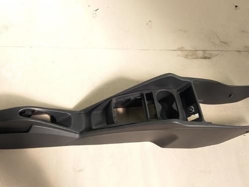 Used Middle console Middle console 15340691 15340691