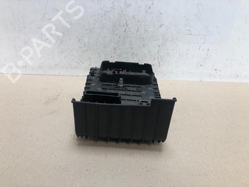 Used Fuse box Fuse box 15299504 15299504
