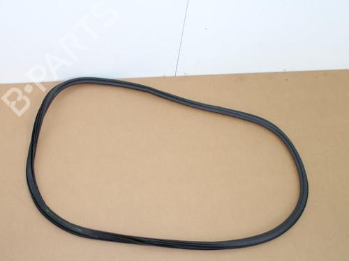 Used Rubber door seal AUDI A3 Sportback (8VA, 8VF) 1.4 TFSI e-tron (204 hp) 15331170