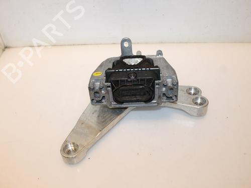 Used Engine mount AUDI A3 Sportback (8VA, 8VF) 1.4 TFSI e-tron (204 hp) 15318564