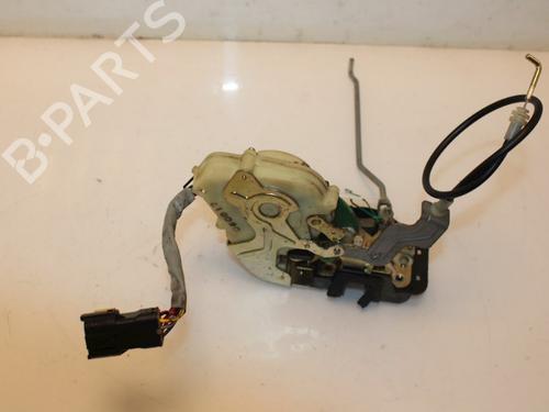 Used Front right lock KIA SORENTO I (JC) 2.5 CRDi 4WD (140 hp) 15324501