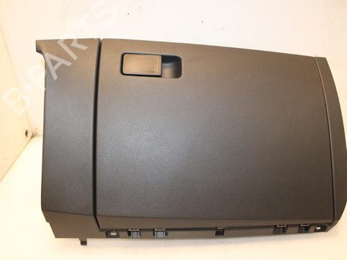 Used Glove box Glove box 15329364 15329364