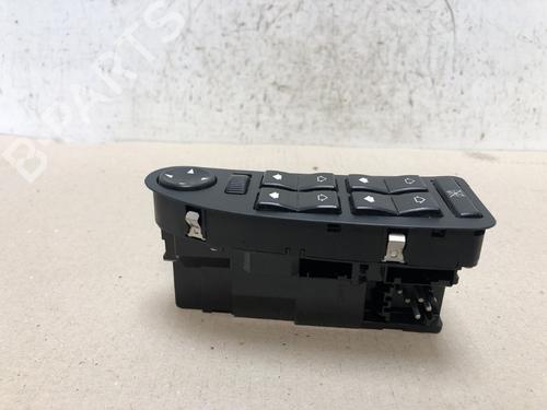 Switch BMW 5 (E39) 520 i | BP15534536I30