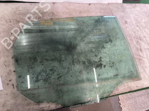 Used Rear right door window Rear right door window 37211302 37211302