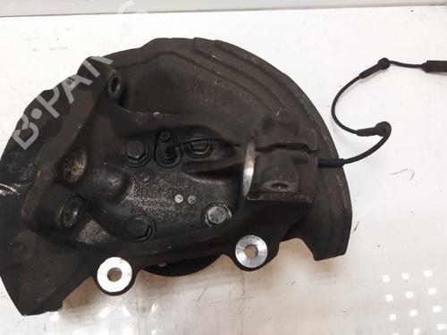 Used Right front steering knuckle BMW 1 (E87) 123 d (204 hp) 15340866