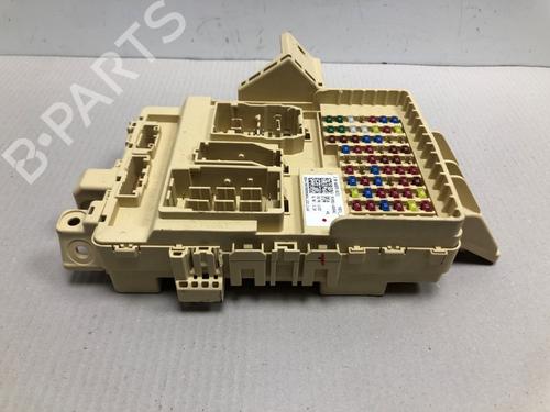 Used Fuse box Fuse box 37210313 37210313