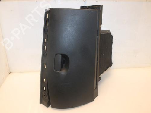 Used Glove box Glove box 15317341 15317341